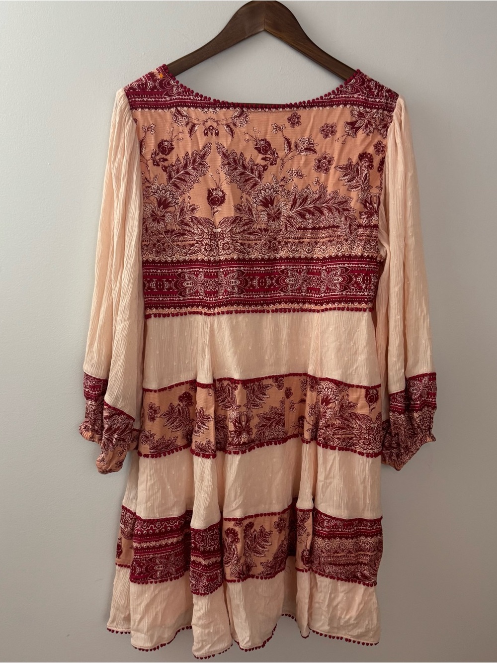Free People Boho Cream & Dusty Rose V-Neck Tiered Dress Size L - Picture 3 of 9